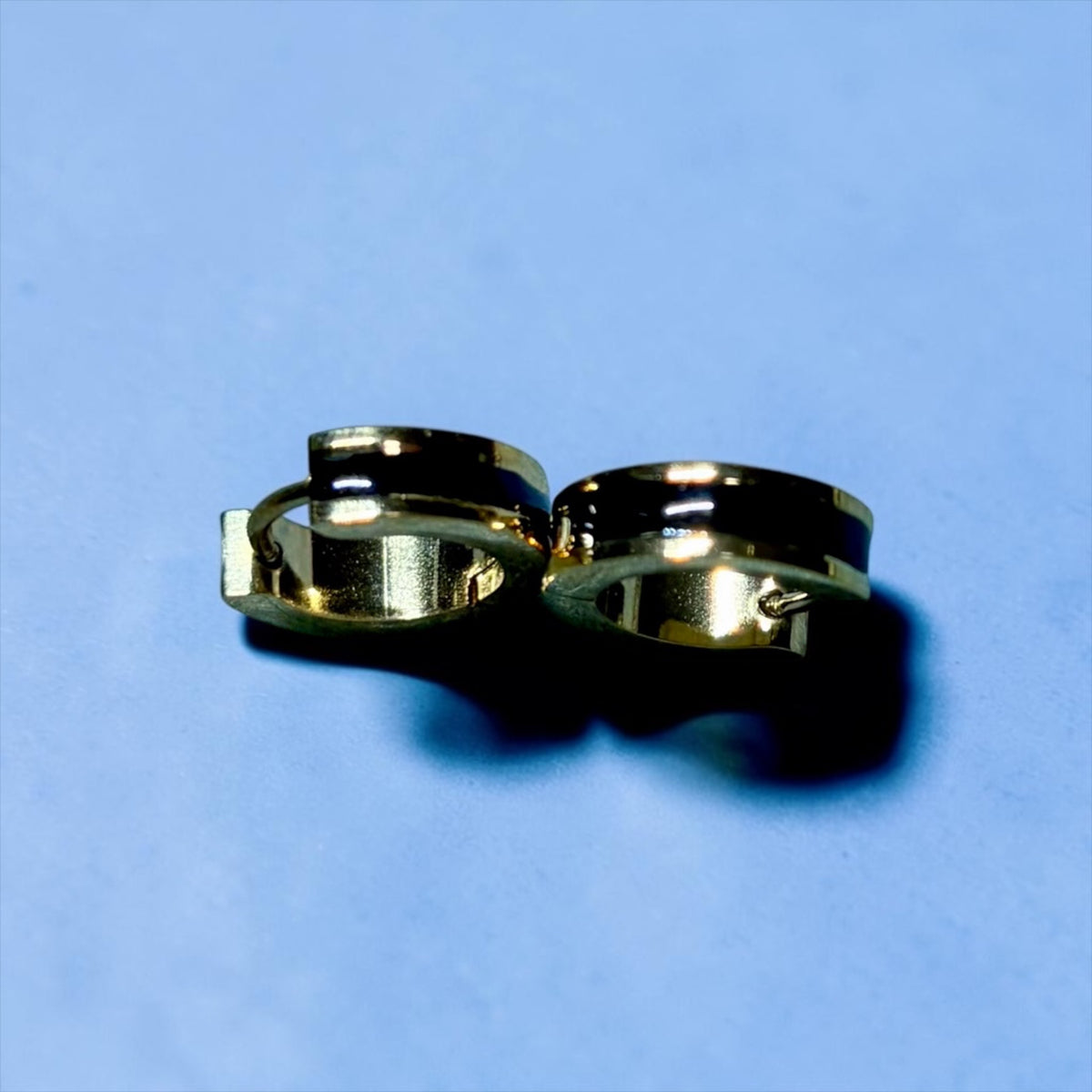Black loop earrings